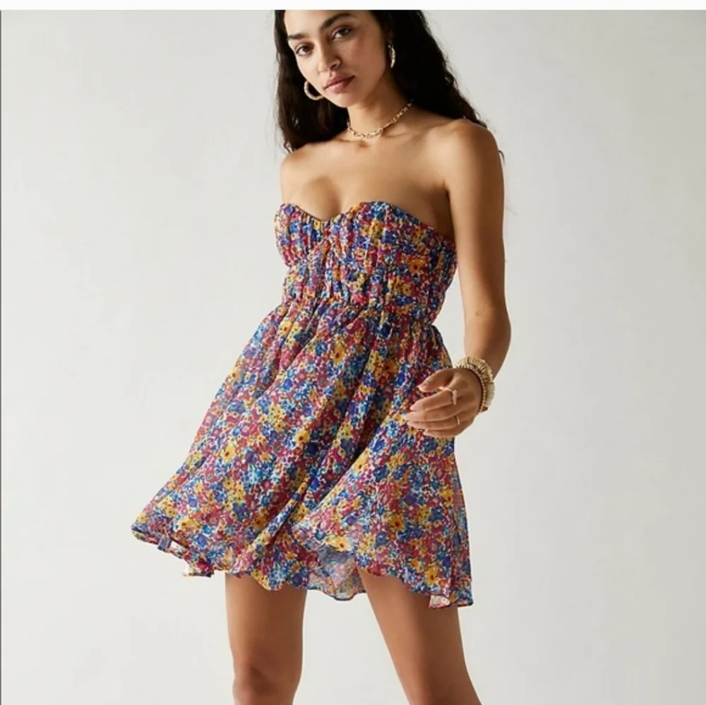 For Love & Lemons Sasha Strapless Mini Dress. - Picture 1 of 6
